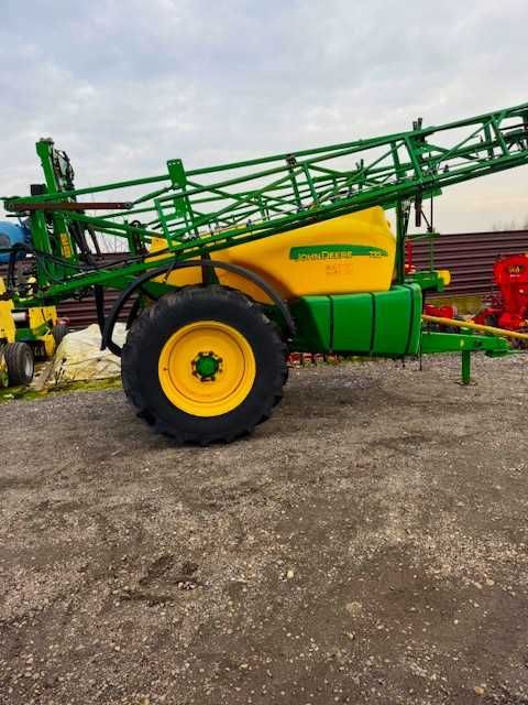 Met erbicidat John Deere 732 an 2015 Amazone Lemken Rau Hardi