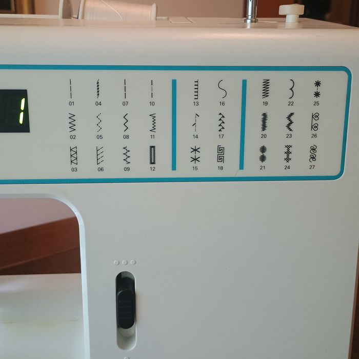 Mașină de cusut Pfaff Smarter 260C