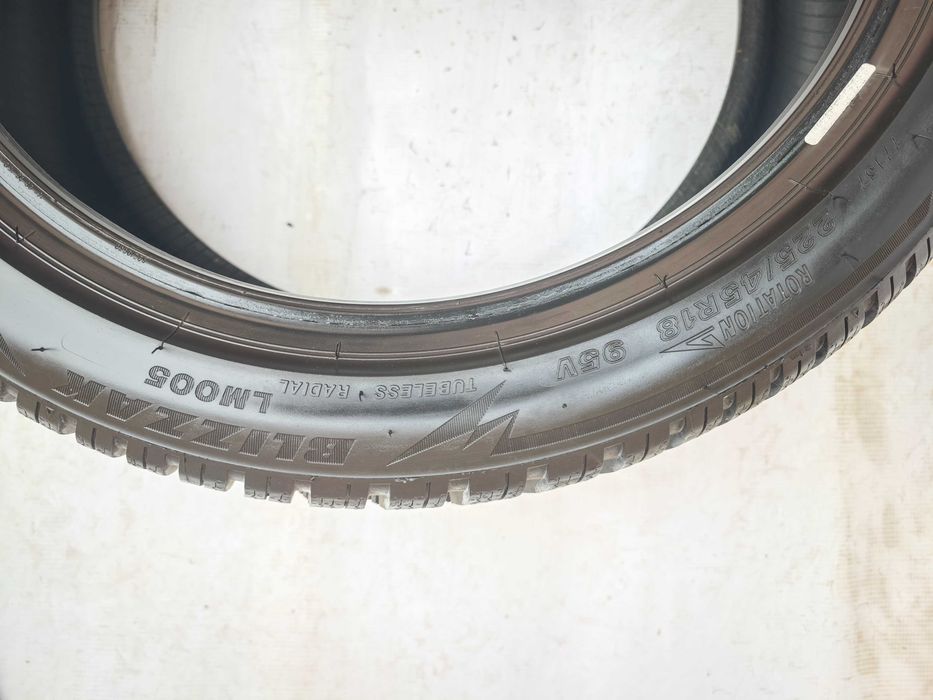 Anvelope 225/45/18 an 2023 iarna M+S BRIDGESTONE Blizzak LM005