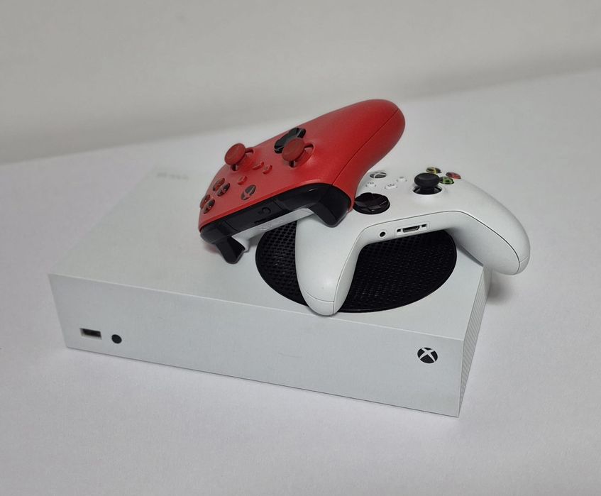 XBOX Series S ( în stare perfectă )