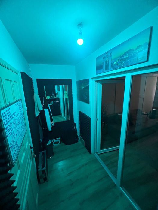 Studio Audio / Predare chirie(300 euro lunar cu tot cu utilitati)