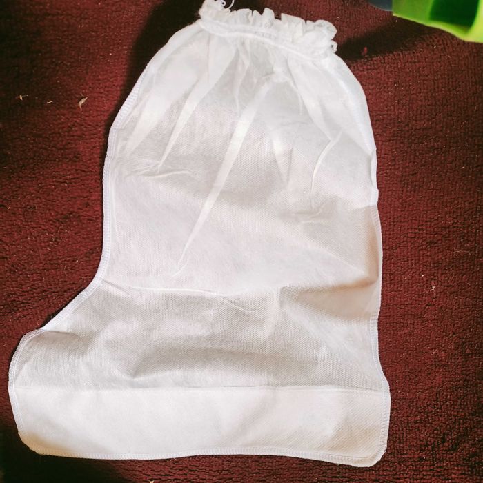 Бахилы длинные с резинкой для медицинских сфер