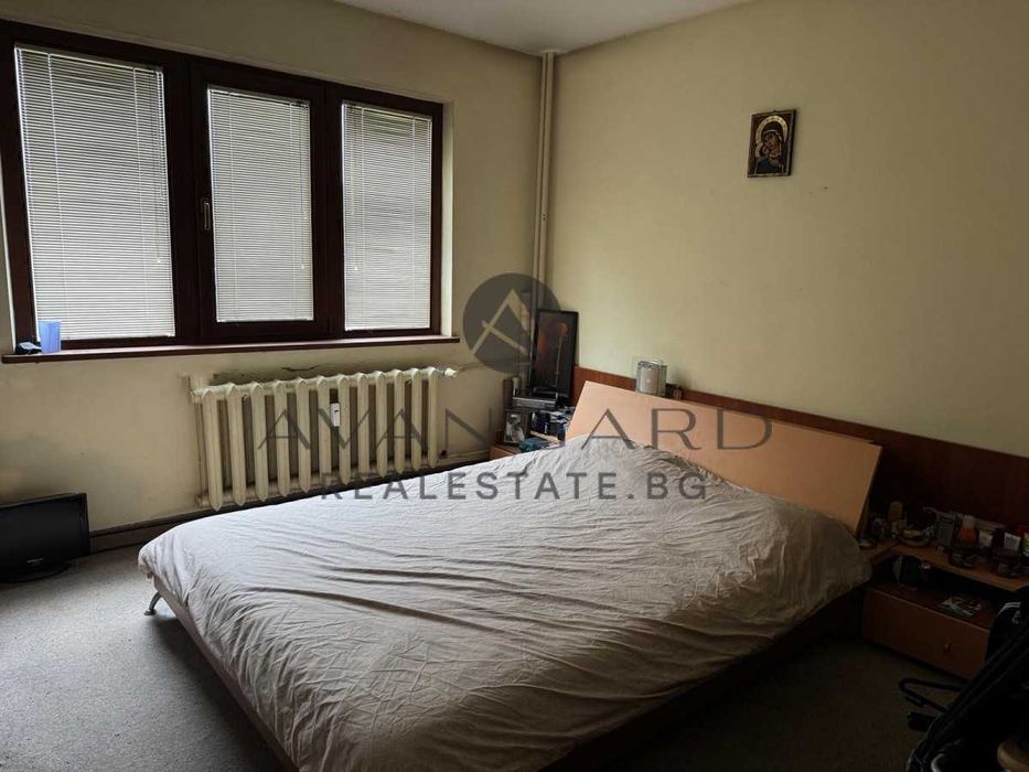 Продава се Тристаен апартамент в Пловдив, Изгрев - 82 кв.м за 809 €/кв.м - Снимка #4