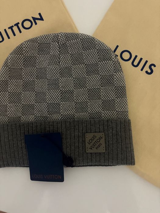 Caciula louis vuitton