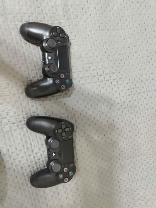 Продам PS4  плейстейшн