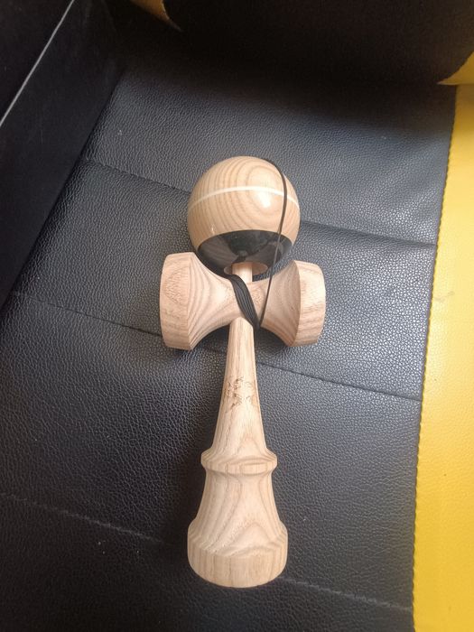 Kendama Eclipse krom