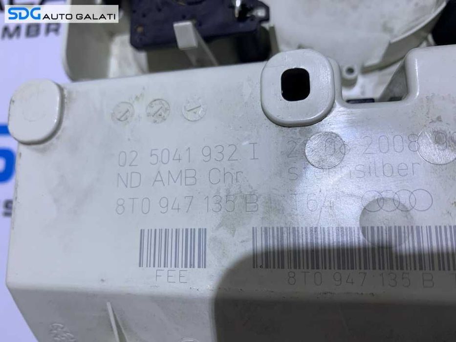 Plafoniera Lampa Iluminare Plafon Audi A4 B8 2008 - 2015 Cod 8T0947135B 8K0951177