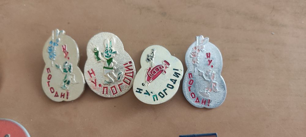 Значки советские. Мультики