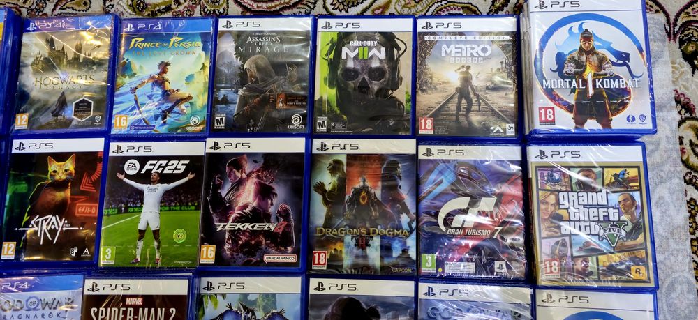 PlayStation 4 & PS5 Disklar. Запечатанный.