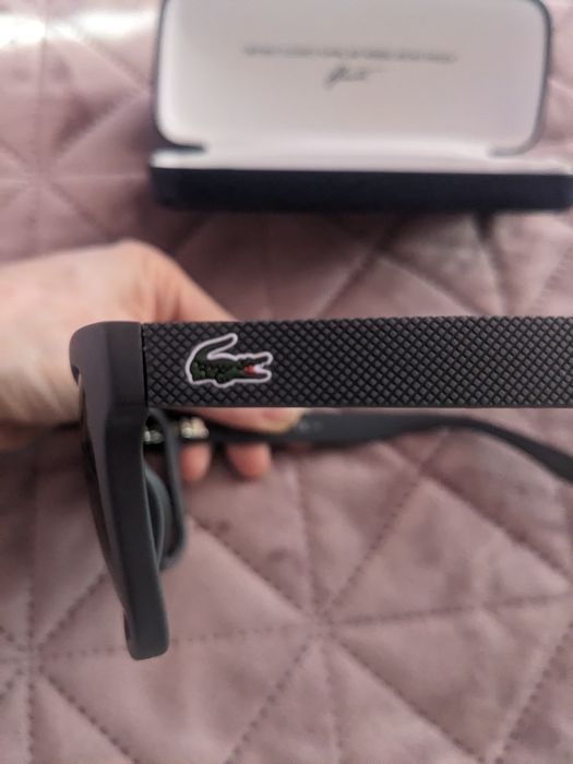 Унисекс квадратни слънчеви очила Lacoste