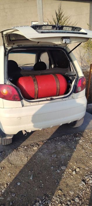 Matiz avtomobili sotiladi