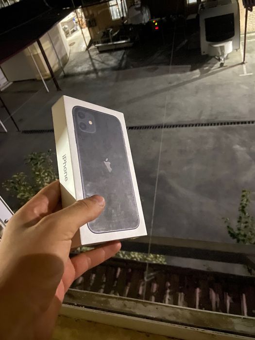 Iphone 11 sotiladi