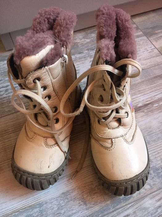 Детски обувки и ботуши