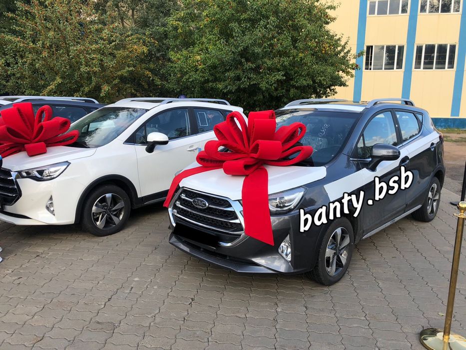 Бант на машину