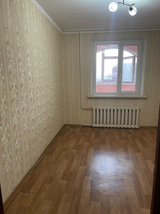 2 комн на 8 микрорайоне