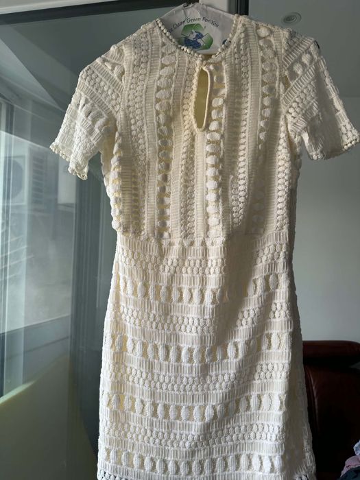Rochie elegantă crem H&M, mărimea 36