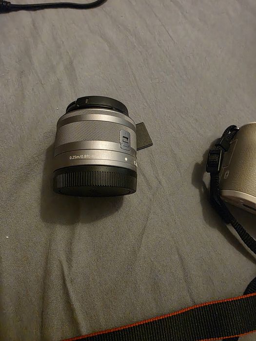 Canon M50 aparat foto.