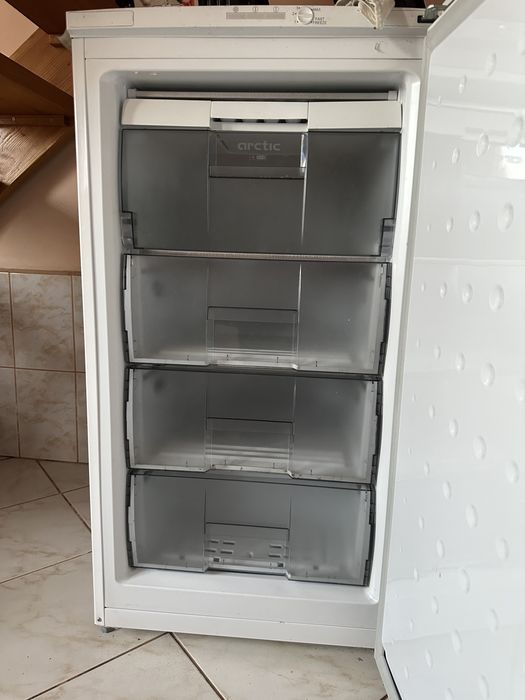 Vand congelator Artic