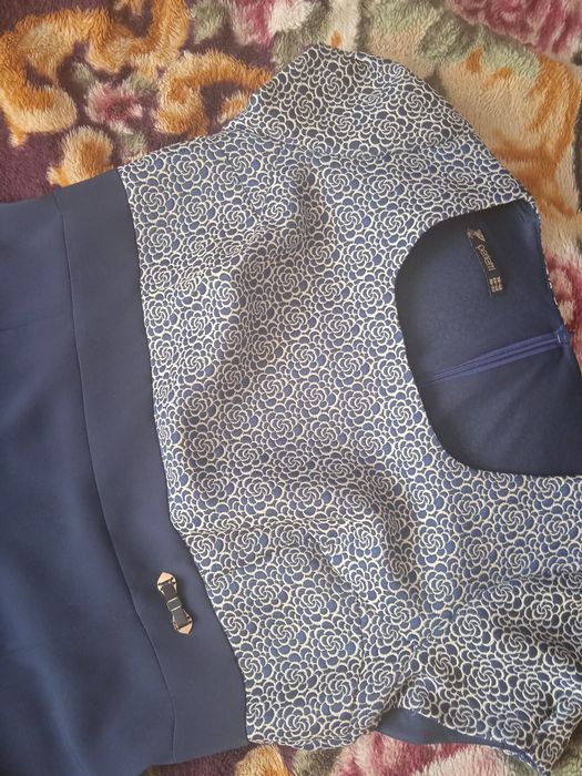 Продам женское платье