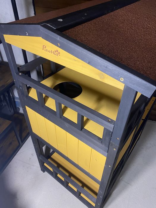 Външна катерушка / къщичка за котки PawHut