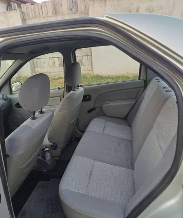 Vând urgent Dacia logan 1.6mpi acte valabile