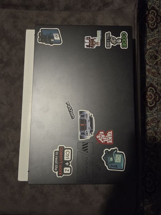 Asus vivobook s15 OLED