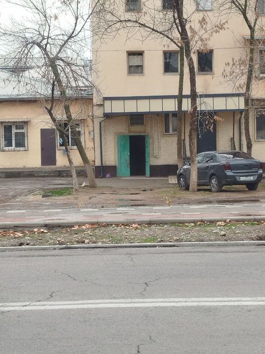 22500у.е Рисовый базар 1 хона общежитие 1 линия Магнум галерейка