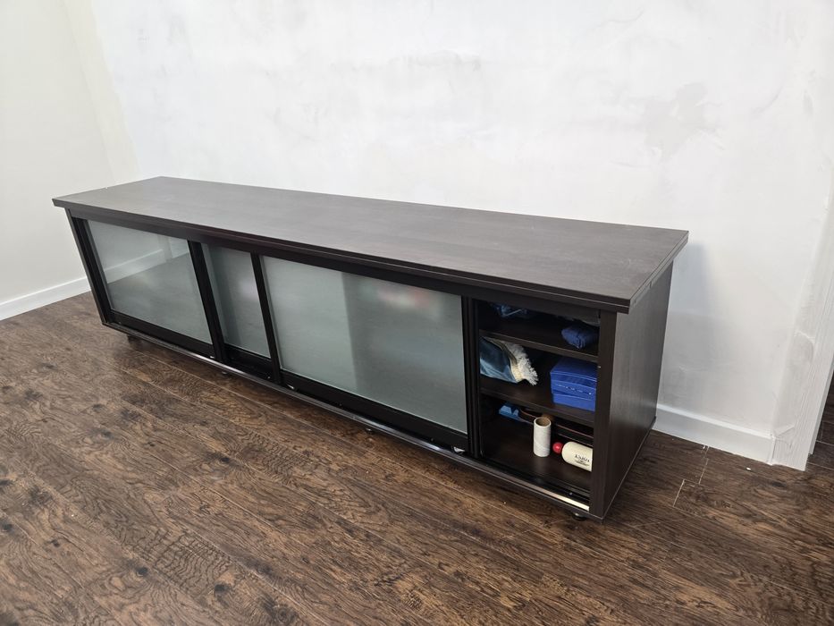 Продам шкаф под телевизор