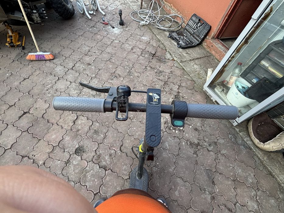 Trotineta xiaomi mercedes defecta
