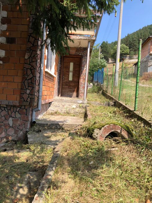 Къща Равногор Атолука