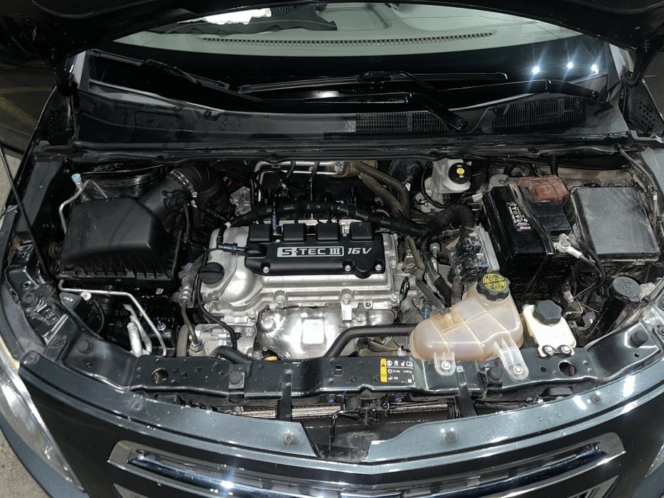 Chevrolet Cobalt AT, декабрь 2023, Мокрый асфальт