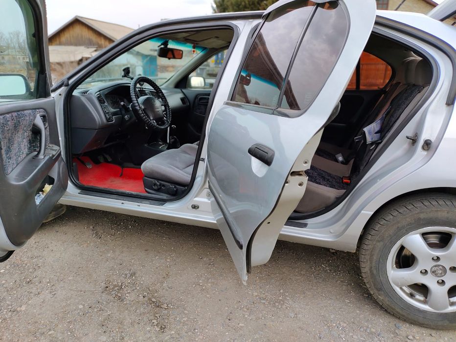 Продам Ниссан Примера