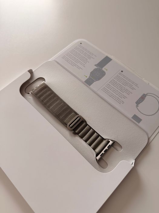 Curele curea Apple Watch 42mm si Ultra 49mm impecabile