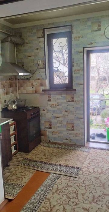 Аренда квартиры 1 этаж Юнусабад 19 кв 8 дом 5 комнат евро ремотн