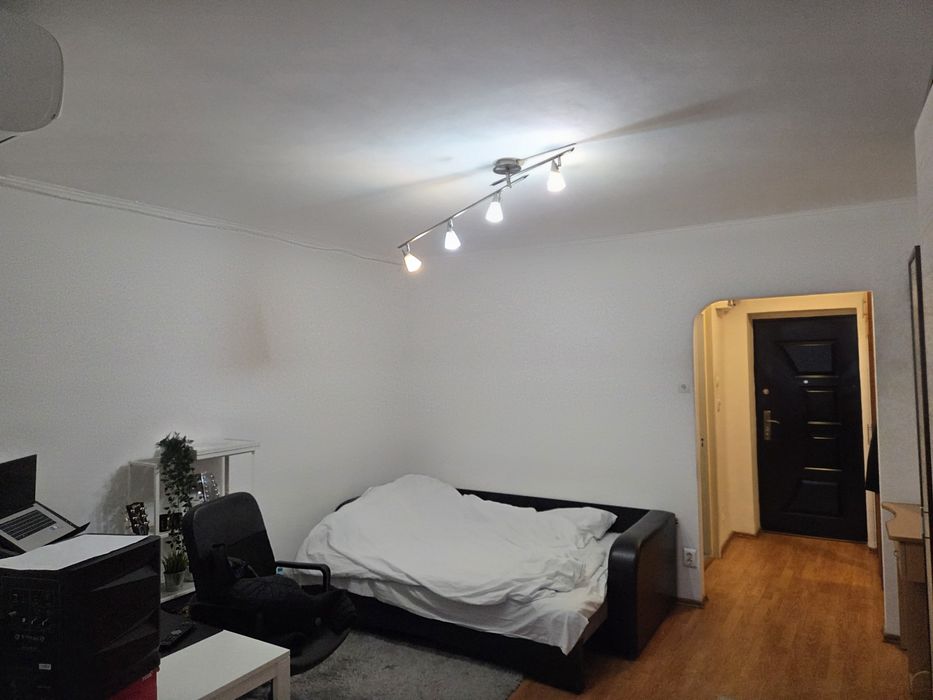 Garsoniera 31mp, et 9/10, bloc reabilitat Dristor/Auchan Vitan an 1979