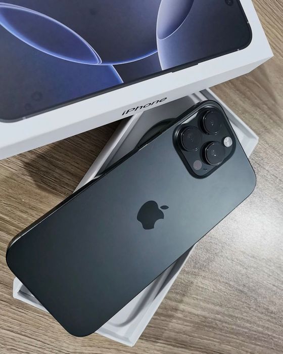 iPhone 16 Pro Max, 512, 5G, Black Titanium