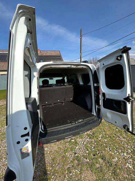 Vand  sau Schimb Dacia DOKKER