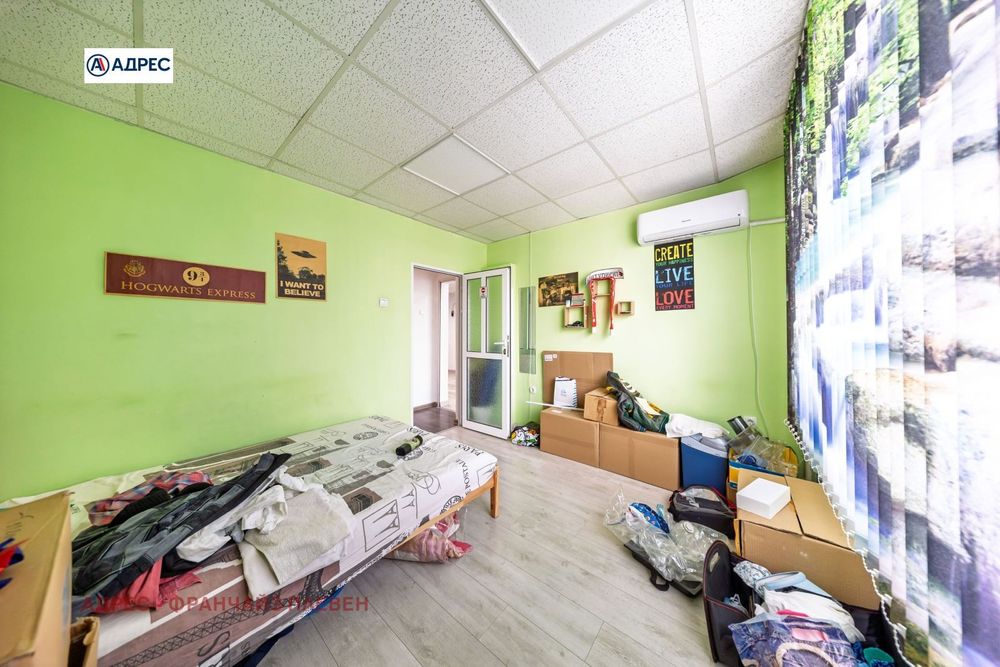 Продава се Тристаен апартамент в Плевен, Идеален център - 98 кв.м за 937 €/кв.м - Снимка #8