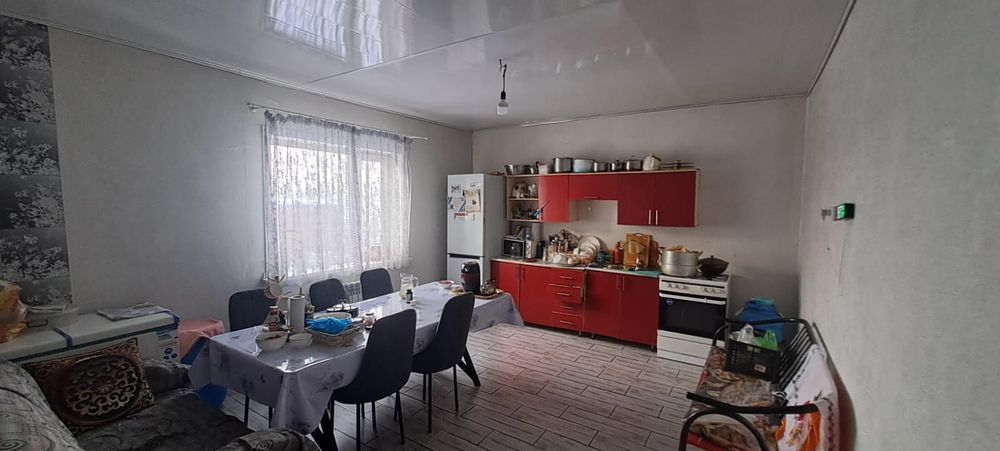 Продам дом на Восточных дачах левые