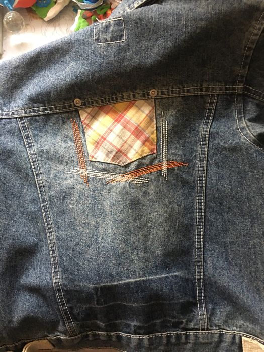 Продам сандали и кроссовки . размер 34..