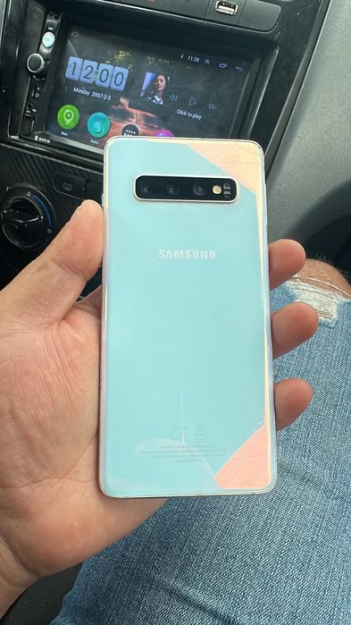 Vând sau schimb Samsung s 10 cu 8 ram
