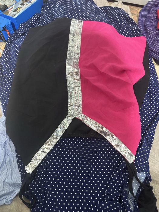 отдам даром женские вещи