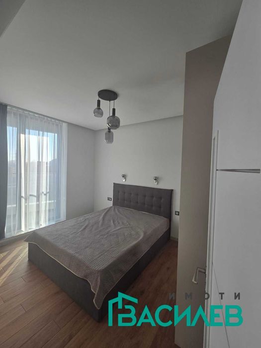 Продава се Тристаен апартамент в София, Център - 111 кв.м за 1833 €/кв.м - Снимка #3