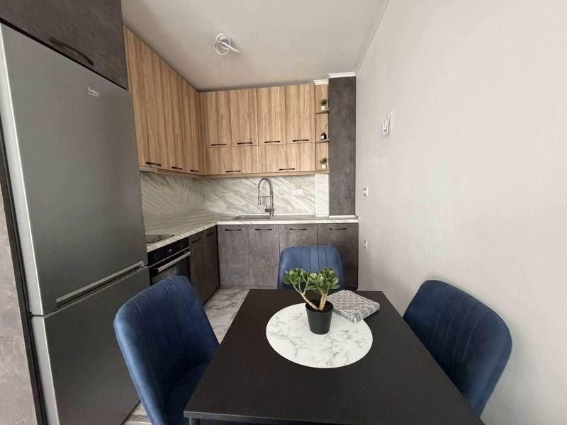 Дава се под наем Двустаен апартамент в София, Младост 4 - 70 кв.м за 799 € - Снимка #1