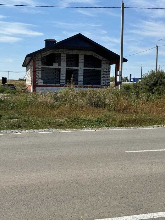 Продам 4-х ком дом, 29 мкр. 35 мил!