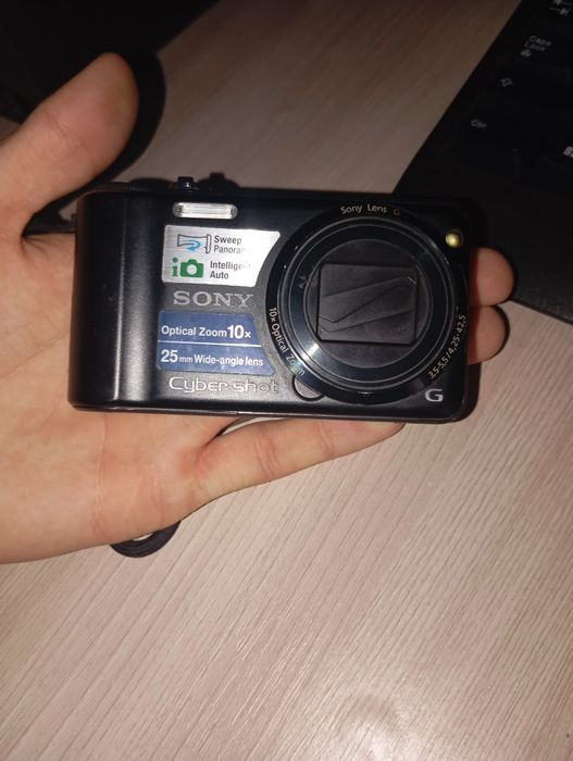 Sony Cyber-shot DSC-H55