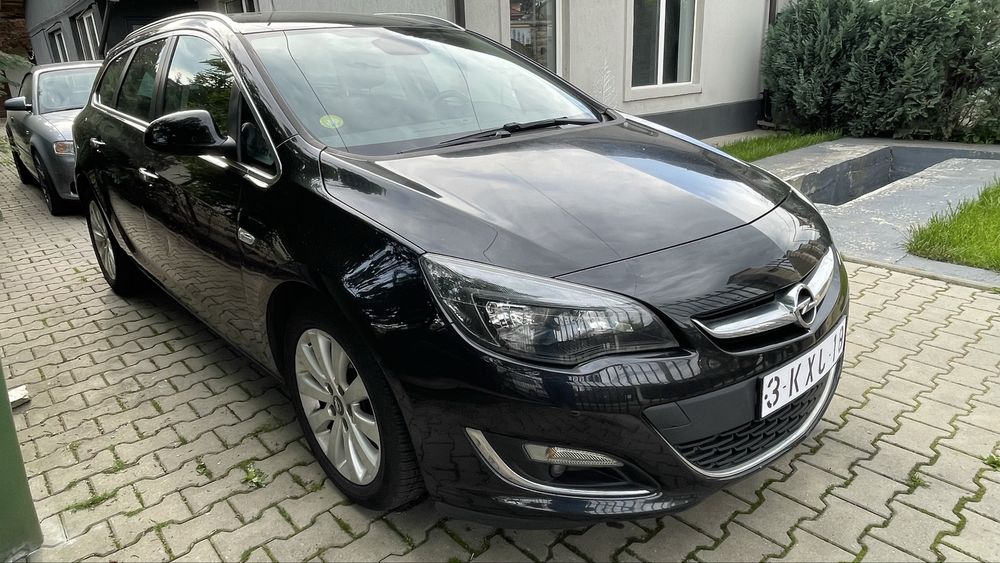 Opel Astra J  1.7Cdti Sports Tourer