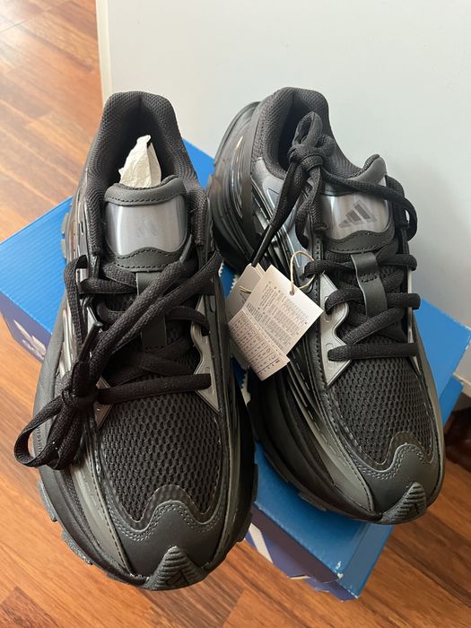 Adidas XLG.
