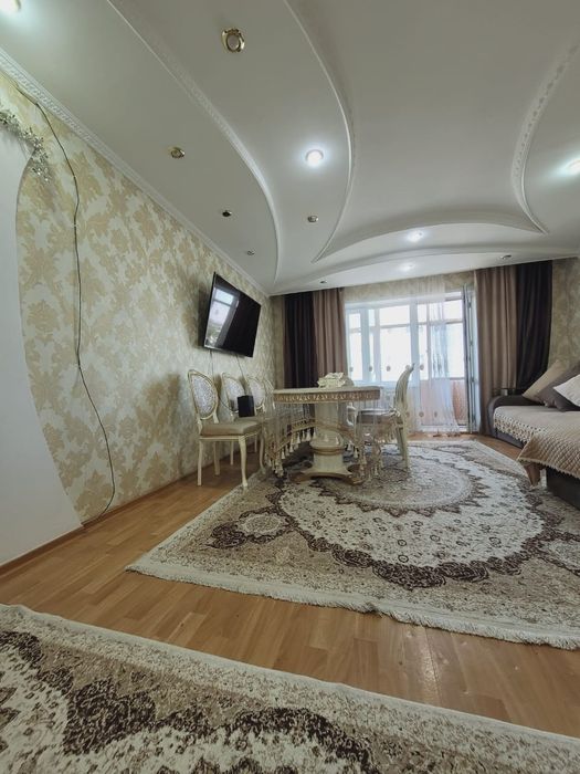 Продается 4 комн.квартира район Цемпоселок