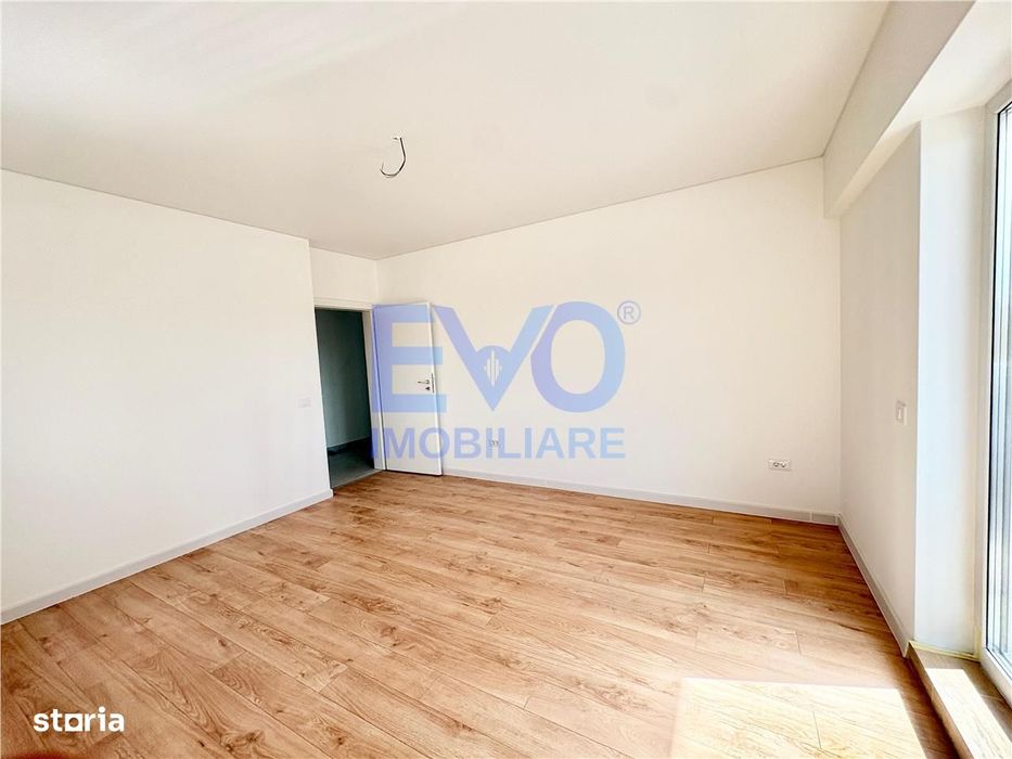 Apartament 1 camera de vanzare, decomandat, balcon, Pacurari, Iasi